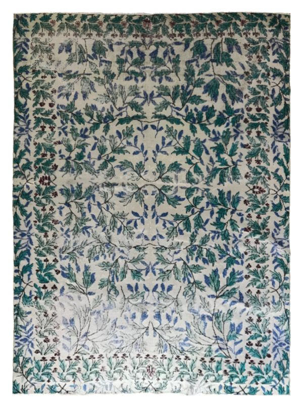 Винтажный ковёр с цветочным орнаментом зелёного цвета