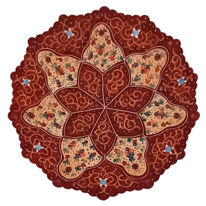 Тарелка коричневого цвета из меди и эмали