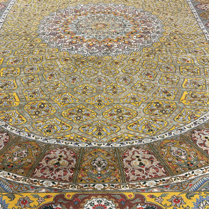 Персидский ковер золотого цвета из шерсти и шелка